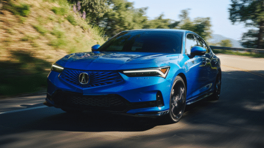 2026 Acura Integra на фоні автомобільного шоу