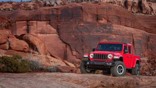 Jeep Gladiator Mojave X на тлі пустелі