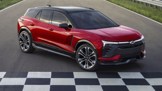 2025 Chevrolet Blazer на фоні міського пейзажу