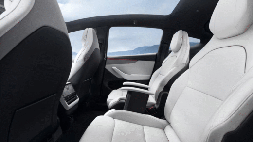 Tesla Model Y L у Китаї
