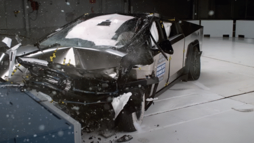 Тест безпеки Tesla Cybertruck