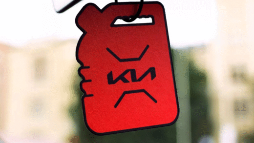 Освіжувач повітря Kia з запахом бензину