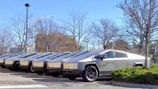 Звільнення топ-менеджерів Tesla на фоні викликів в індустрії