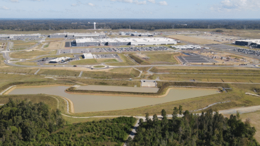 Зображення заводу акумуляторів Toyota