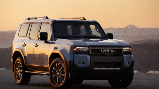 Трясіння дзеркала водія у Toyota Land Cruiser